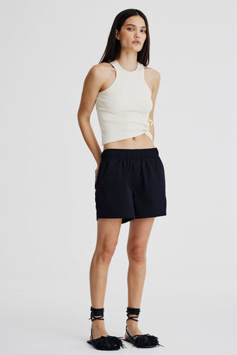 Short Nylon Fem