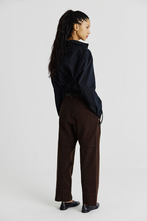 Calça Pregas Sarja