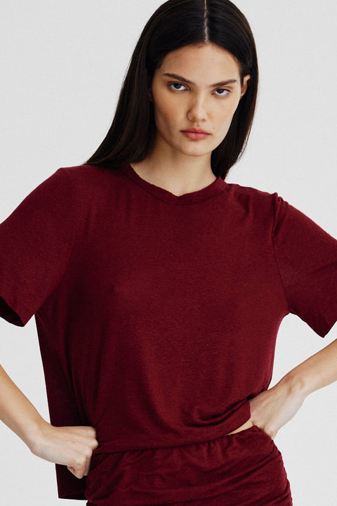 blusa_decote_redondo_manga_curta_fibras_naturais_malha_leve_suave_viscose_linho_elastano_nascinal_atemporal
