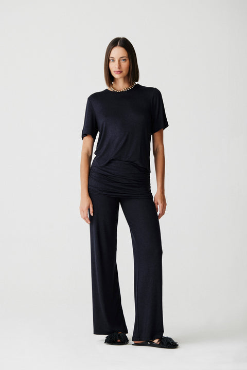blusa_decote_redondo_manga_curta_fibras_naturais_malha_leve_suave_viscose_linho_elastano_nacional_atemporal