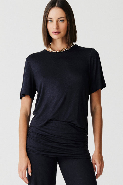 blusa_decote_redondo_manga_curta_fibras_naturais_malha_leve_suave_viscose_linho_elastano_nacional_atemporal