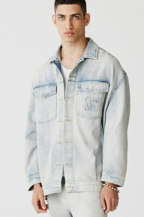 jaqueta_sarja_jeans_e_oversized_jeans_largo_sarja _bordado _bolso_jeans _algodão_produção_nacional_jaqueta_unissex_atemporal_look_casual