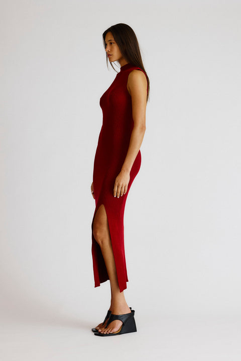 vestido-vermelho-bordo-gammba-fenda-tricot