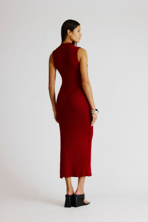 vestido-vermelho-bordo-gammba-fenda-tricot
